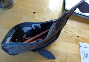 みなさんが作ったぬいぐるみ　クジラのペンケース