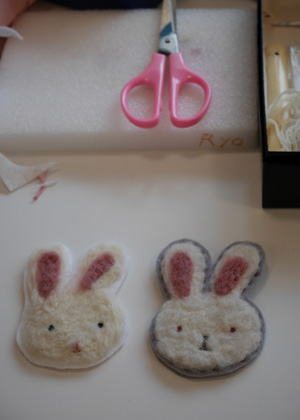 みなさんが作ったぬいぐるみ 羊毛フェルトバッジ