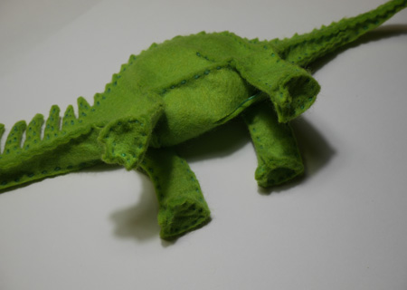 恐竜ぬいぐるみ　アマルガサウルス 12