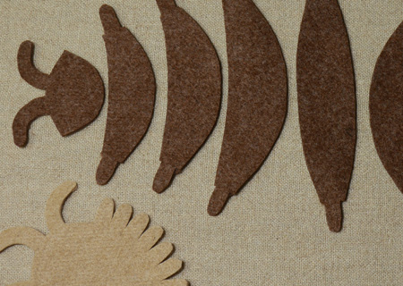 フェルトのダンゴムシの作り方01