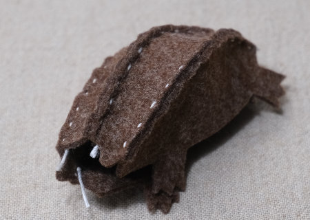 フェルトのはりやまハリモグラの作り方05