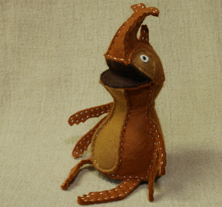 フェルトのカブトムシ３の作り方01