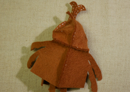 フェルトのカブトムシ３の作り方12
