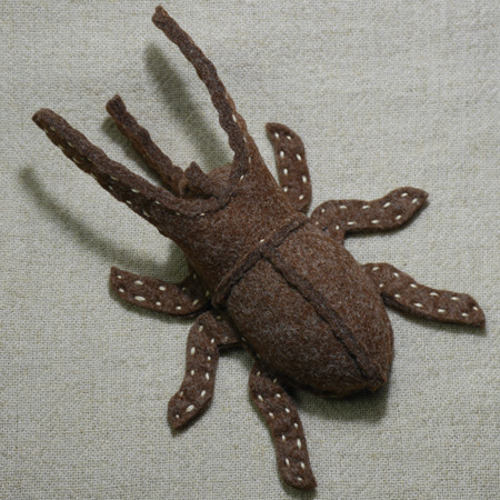 フェルトのカブトムシ６（アトラスオオカブト）