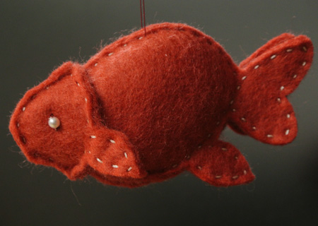  フェルトの金魚ぬいぐるみ らんちゅう 01