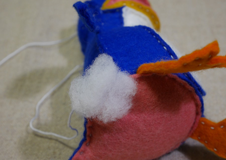 フェルトのペンギンの作り方15