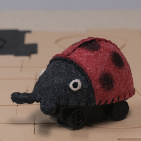 ぬいぐるみ 作り方 【フェルトのテントウ虫２】05