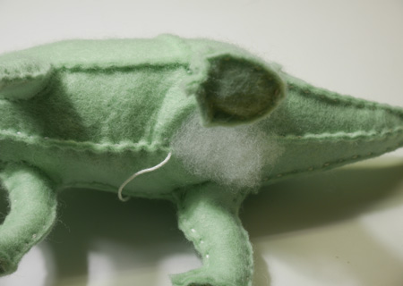 恐竜ぬいぐるみ　トリケラトプス 14