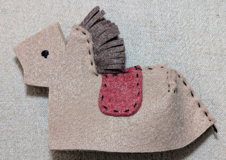 フェルトのウマ６の作り方14