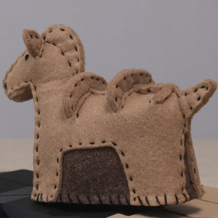 ぬいぐるみ 作り方 【フェルトのハニワ馬（ウマ８）】03