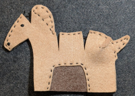 フェルトのフェルトのハニワ馬（ウマ８）の作り方07