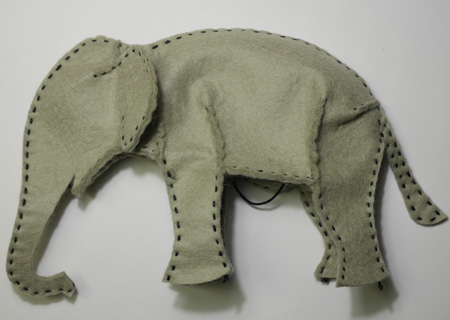 フェルトのゾウ５の作り方08