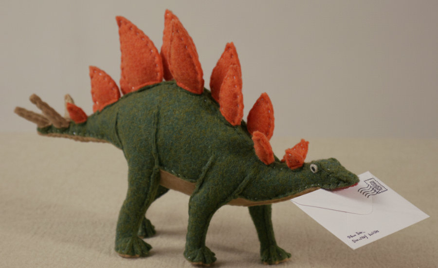 ステゴサウルスの郵便屋さん