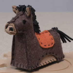 フェルトのウマ７